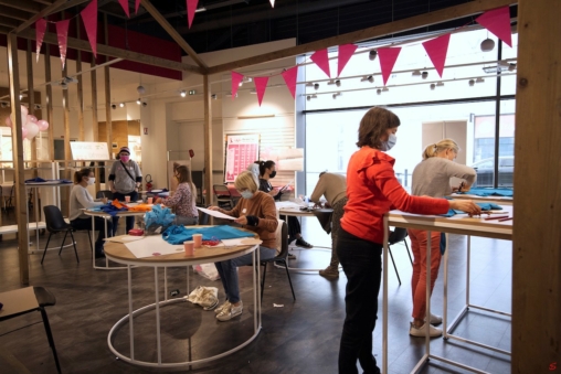 illustration Octobre Rose – le service d&rsquo;oncologie reçoit un don de l&rsquo;association Mon Bonnet Rose